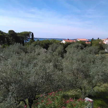 Two-bedroom Adria With Sea View * Fažana