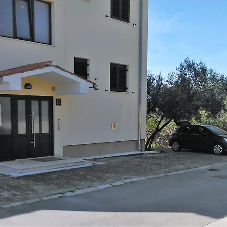 Apartman Two-bedroom Adria With Sea View